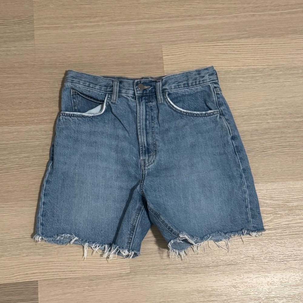 Oak + Fort Frayed Hem Denim Shorts 28 - Picture 2 of 7